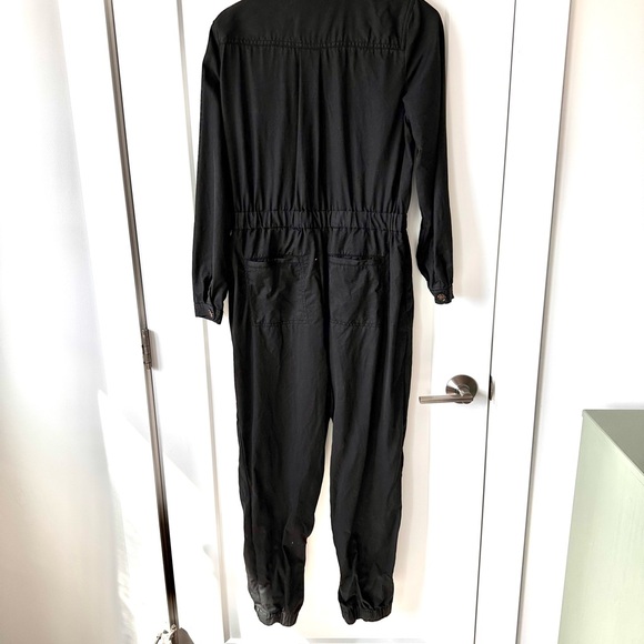 Black banana republic jumpsuit - Picture 3 of 5